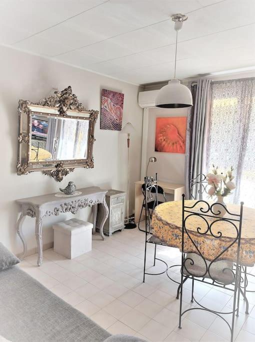 Apartamento Iafrate-Oksoleil Villefranche-sur-Mer Exterior foto
